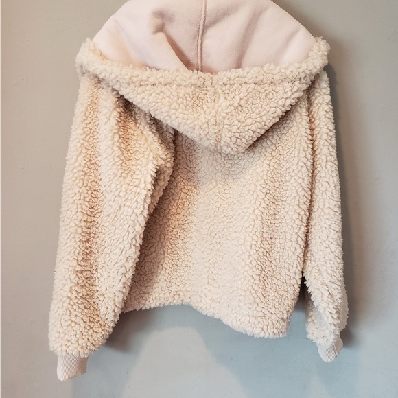 Abercrombie & Fitch Women's Camel Teddy Jacket - Picture 3 of 4